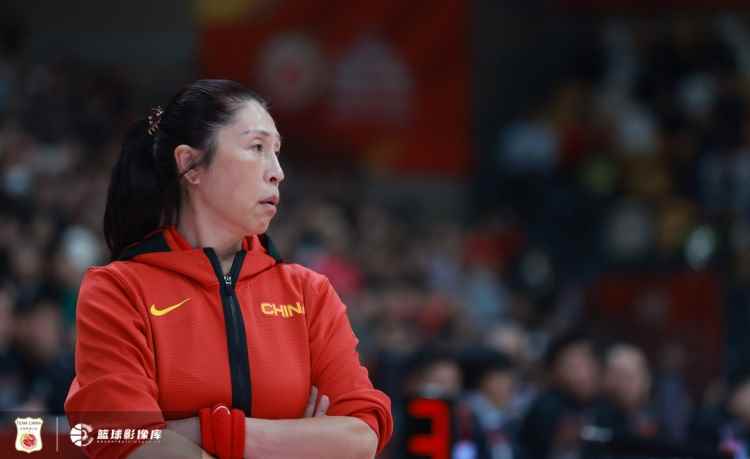 这！中国女篮热身赛至今2胜7负 其中3负澳大利亚&2负日本