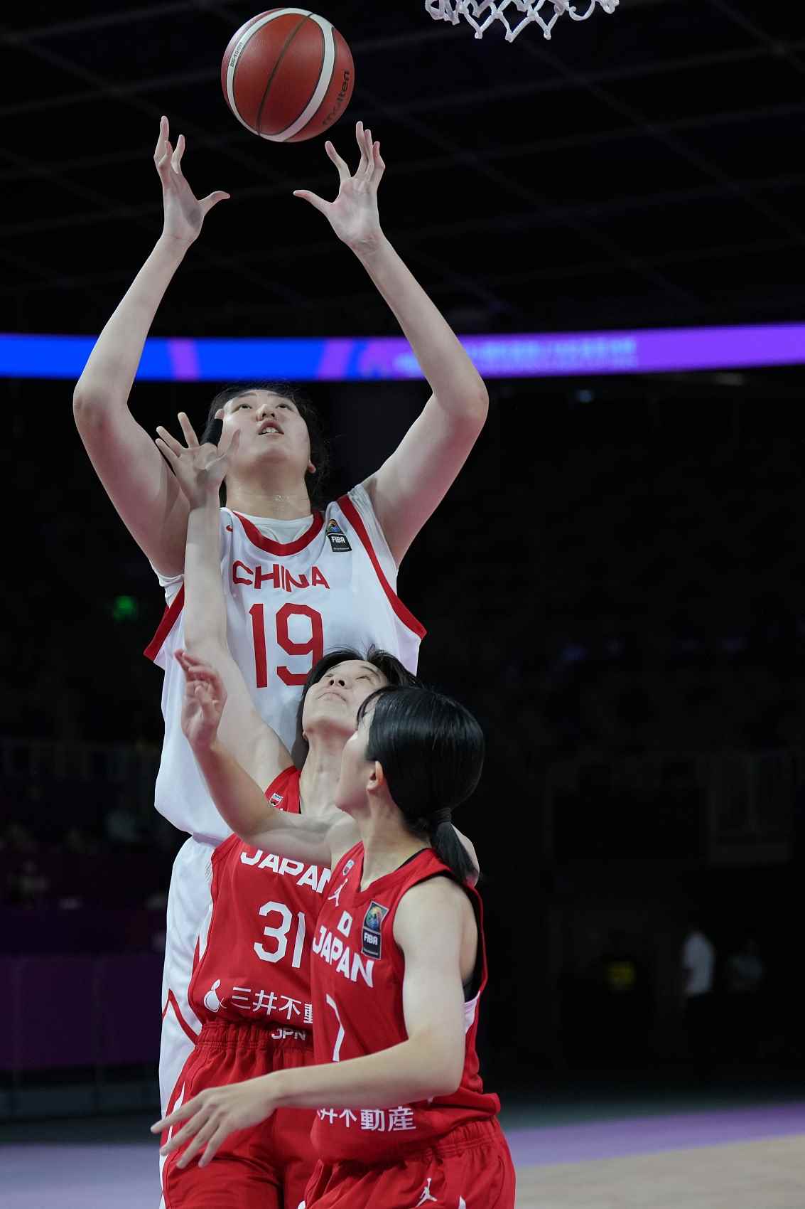 段冉:张子宇的统治力在同年龄段的比赛中是顶级的 期待她进WNBA